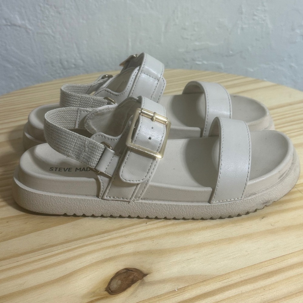 Steve Madden Jwinnie Girls Size 3 Ivory Platform Sandals Gold Buckle